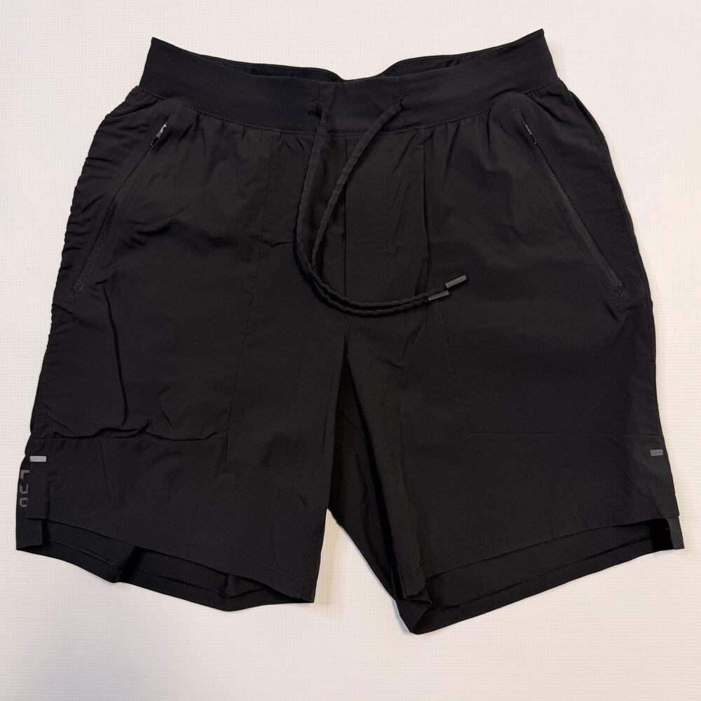Lululemon License to Train Shorts Mens Medium Black Lined 7 Inch Running Gym